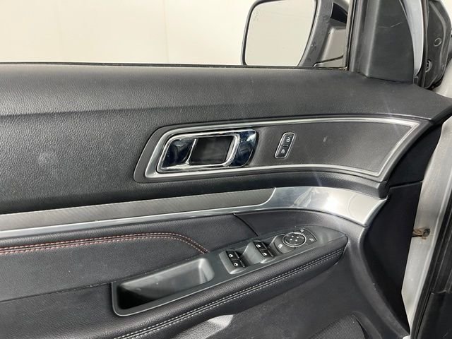 Used 2019 Silver Ford Sport image 12