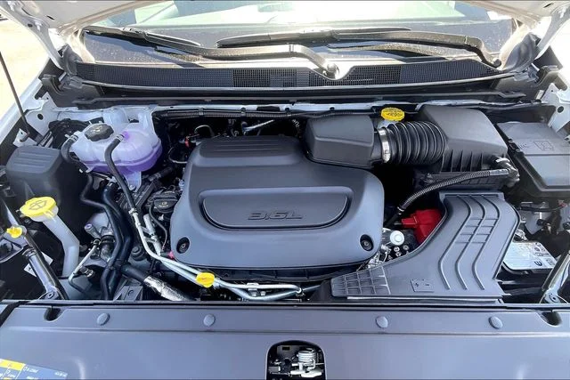 2026 Chrysler Pacifica Select - Photo 11