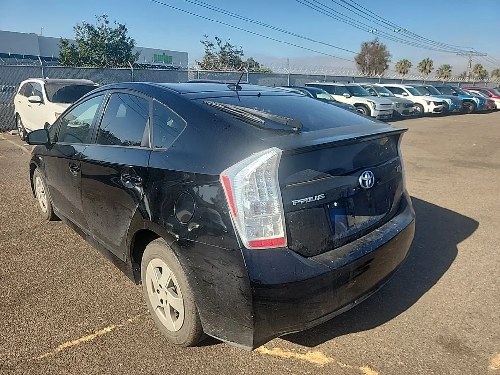 Used 2010 Black Toyota II image 11