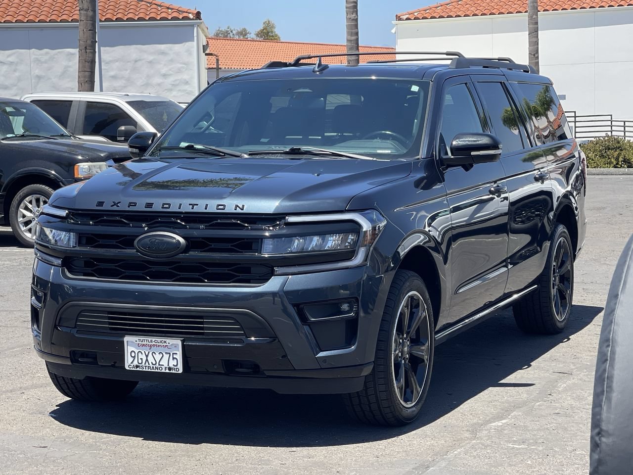 Used 2023 Blue Ford Limited image 3