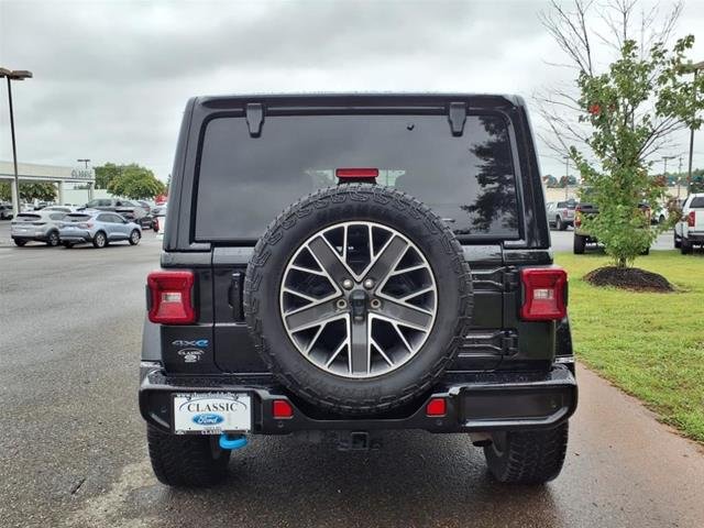 Certified Used 2024  Jeep  image 19