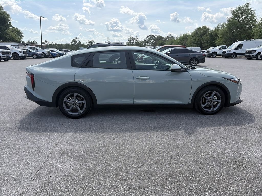 Certified Used 2025 Haze Kia LXS image 8