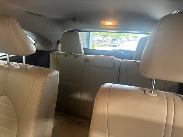 Used 2021 Brown Toyota XLE image 21