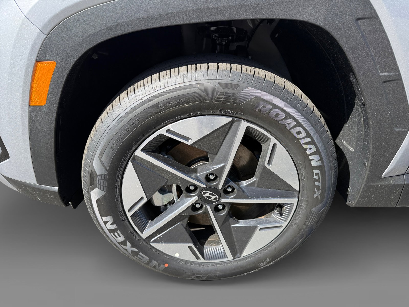 New 2026 Shimmering Silver Hyundai SEL AWD image 9