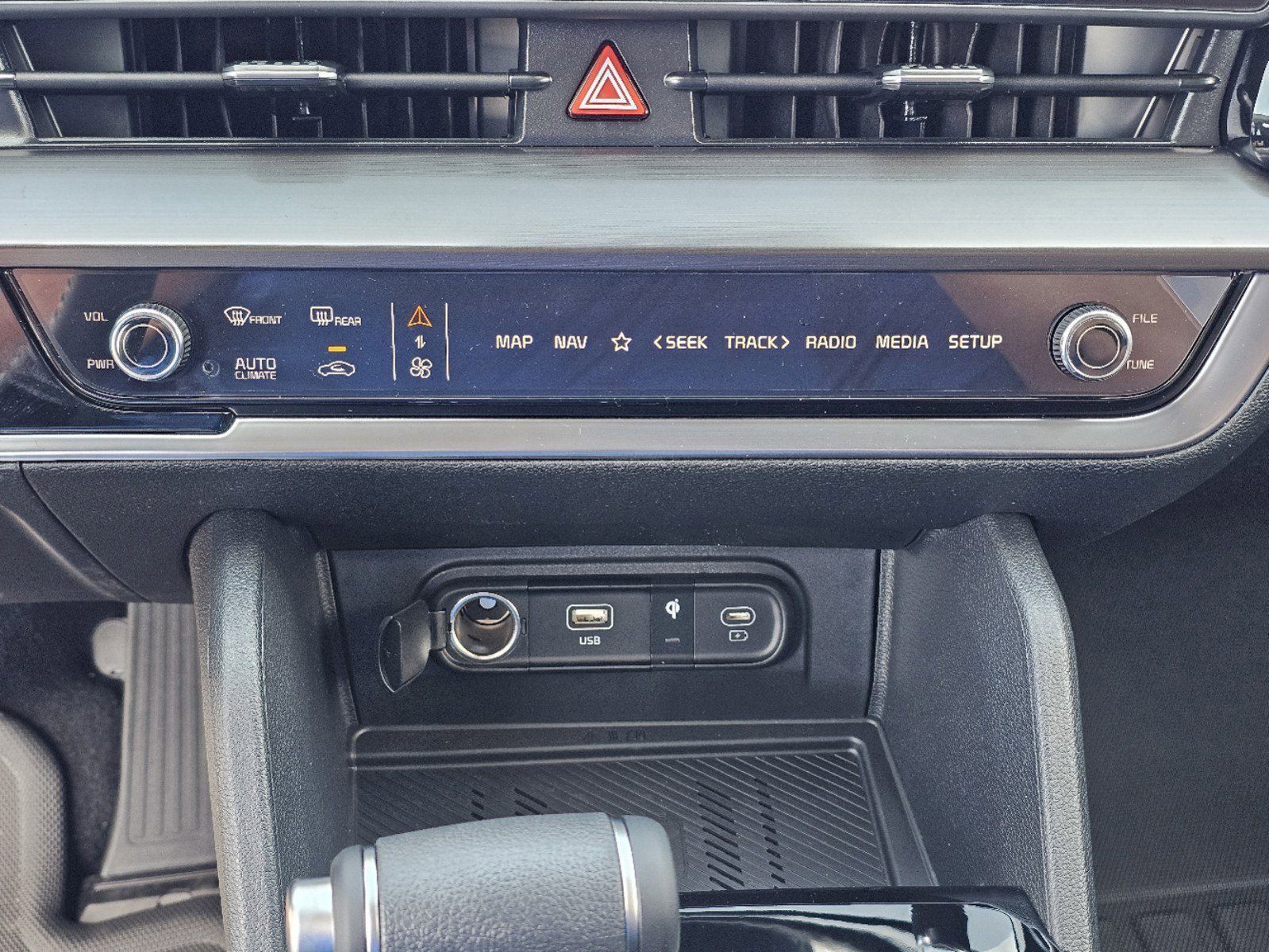 2025 Kia Sportage EX - Photo 29