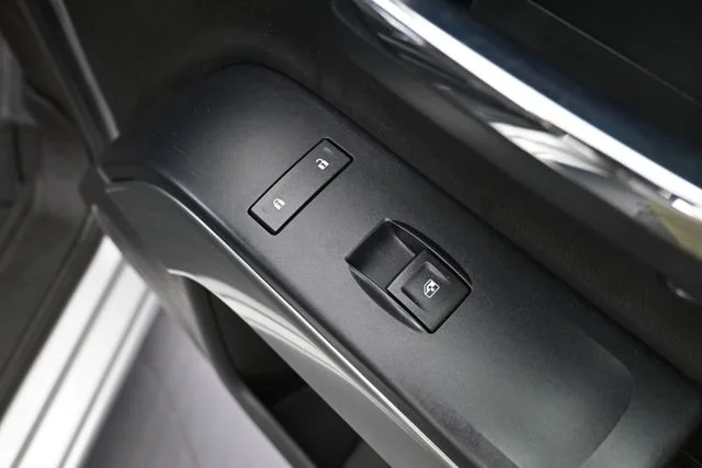 Used 2016 Silver Chevrolet LT image 38