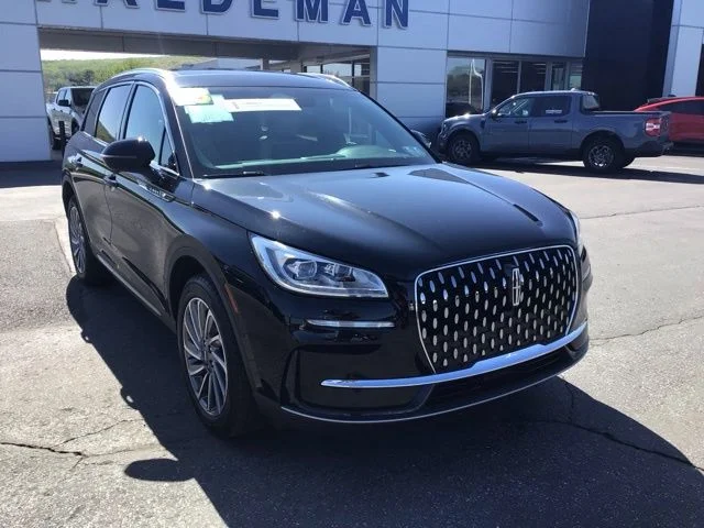 2023 Lincoln Corsair Reserve AWD's photo