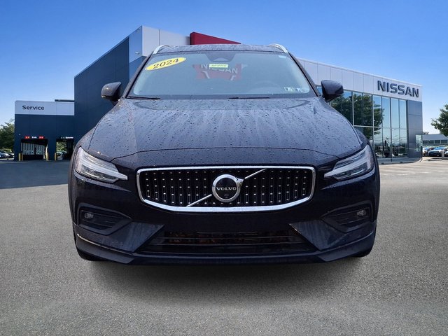 2024 Volvo V60 Cross Country Plus