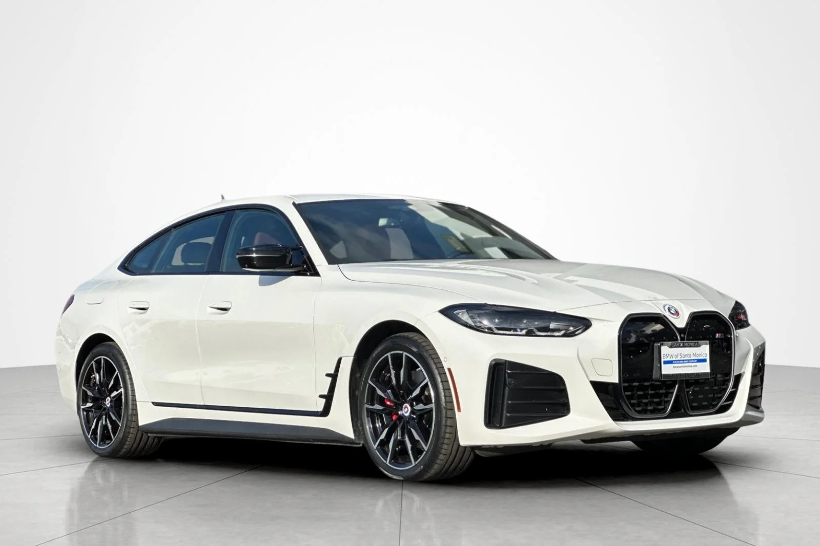 Certified Used 2023 Alpine White BMW M50 image 7