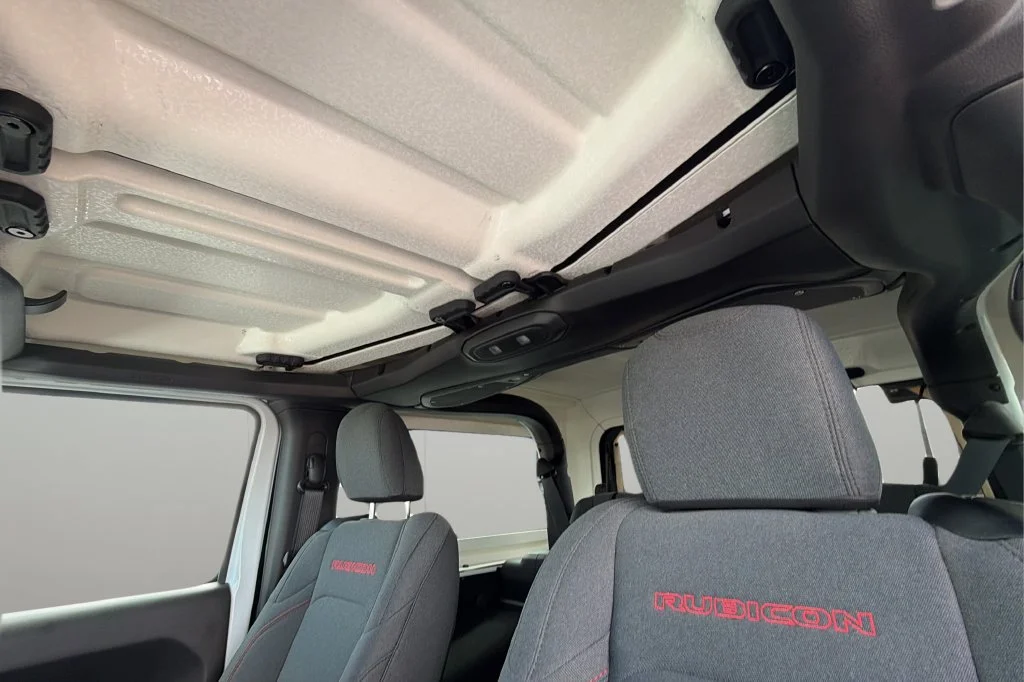 Used 2025 White Jeep 2-Door Rubicon 4x4 image 30