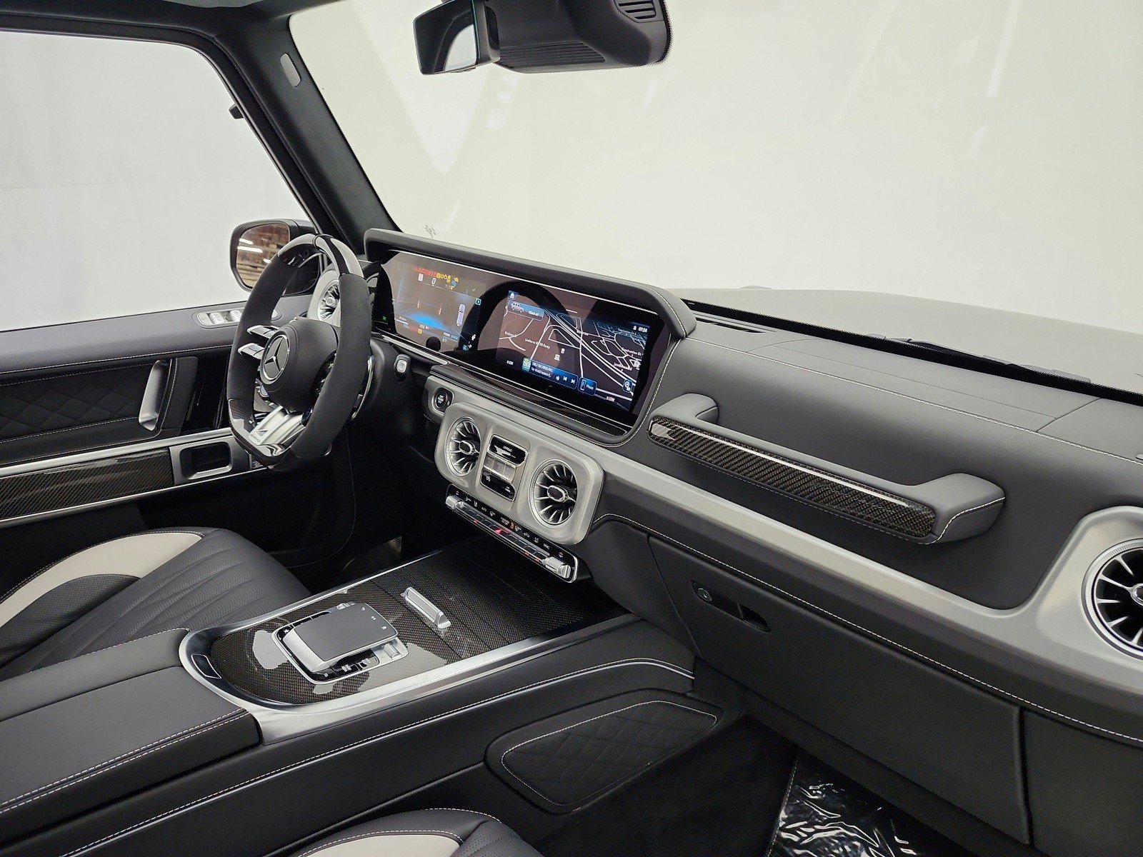 Certified Used 2026 MANUFAKTUR Monza Grey Magno Mercedes-Benz AMG® G 63 SUV image 19