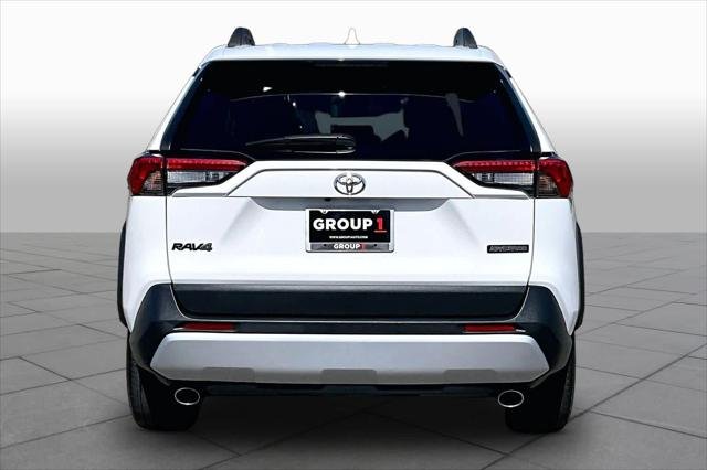 Certified Used 2024 ICE CAP Toyota  image 4