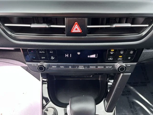 Used 2024 Orange Kia SX image 19