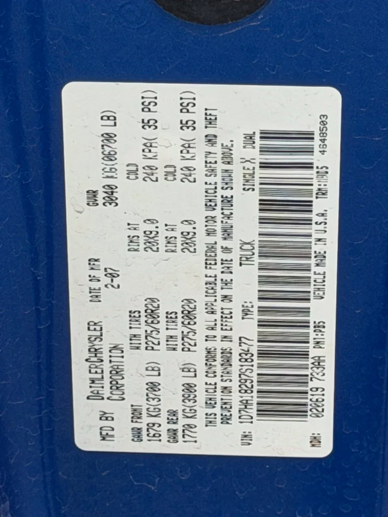 Used 2007 Blue Dodge SLT image 26