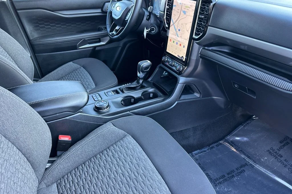 New 2025 Gray Metallic Ford XLT image 15