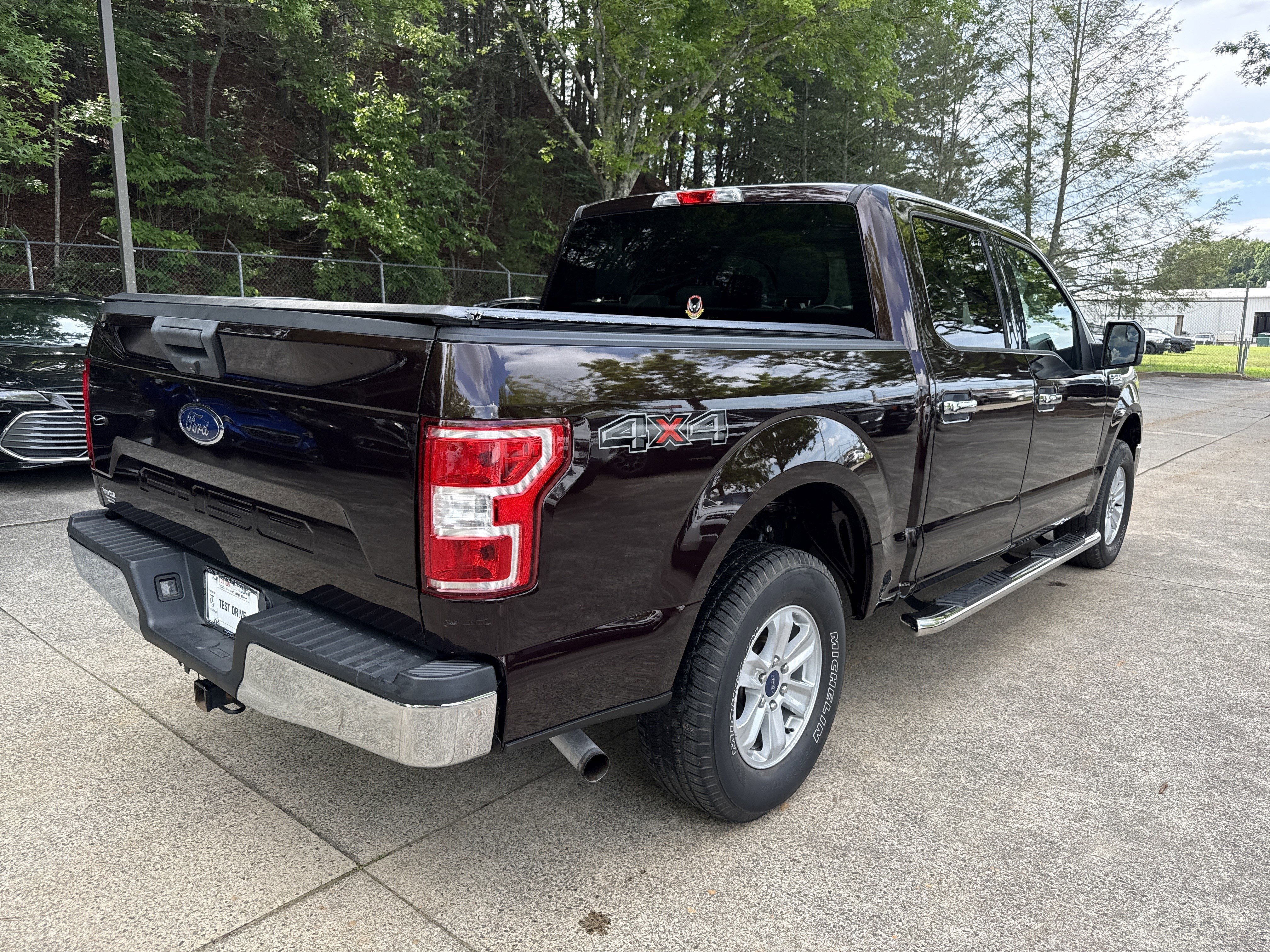 Used 2018 Magma Red Ford XLT image 7