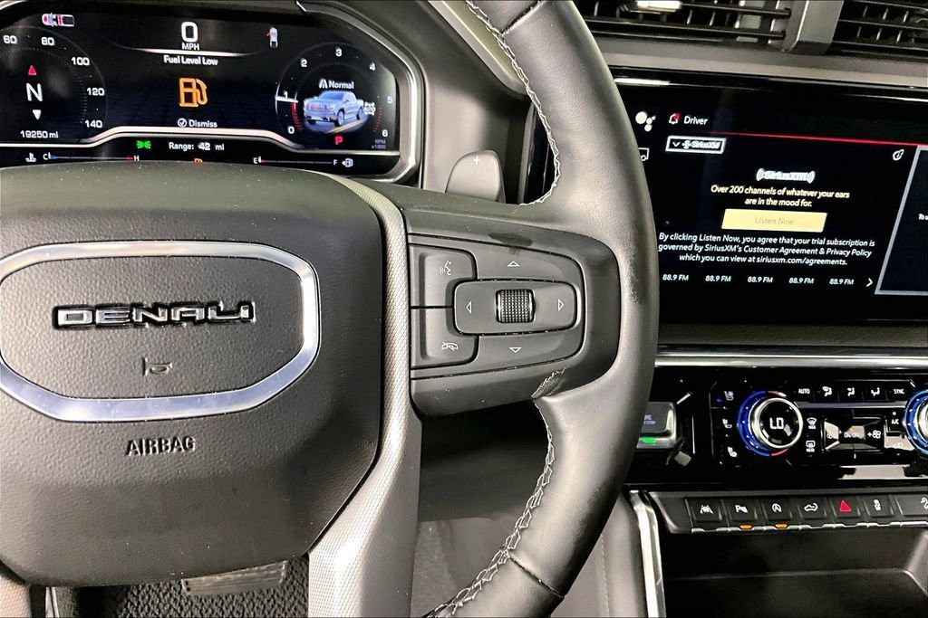 Used 2025 Sterling Metallic GMC Denali image 12