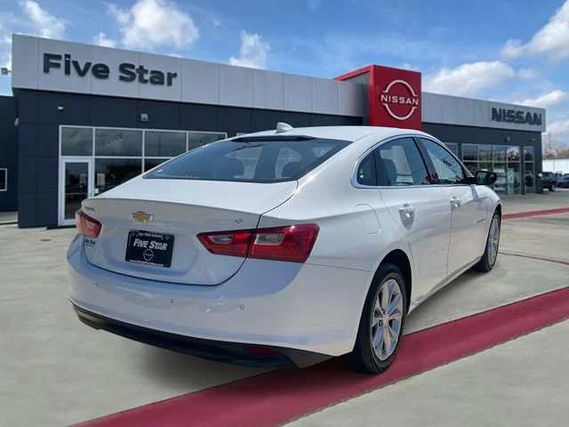 Used 2025 White Chevrolet LT image 6