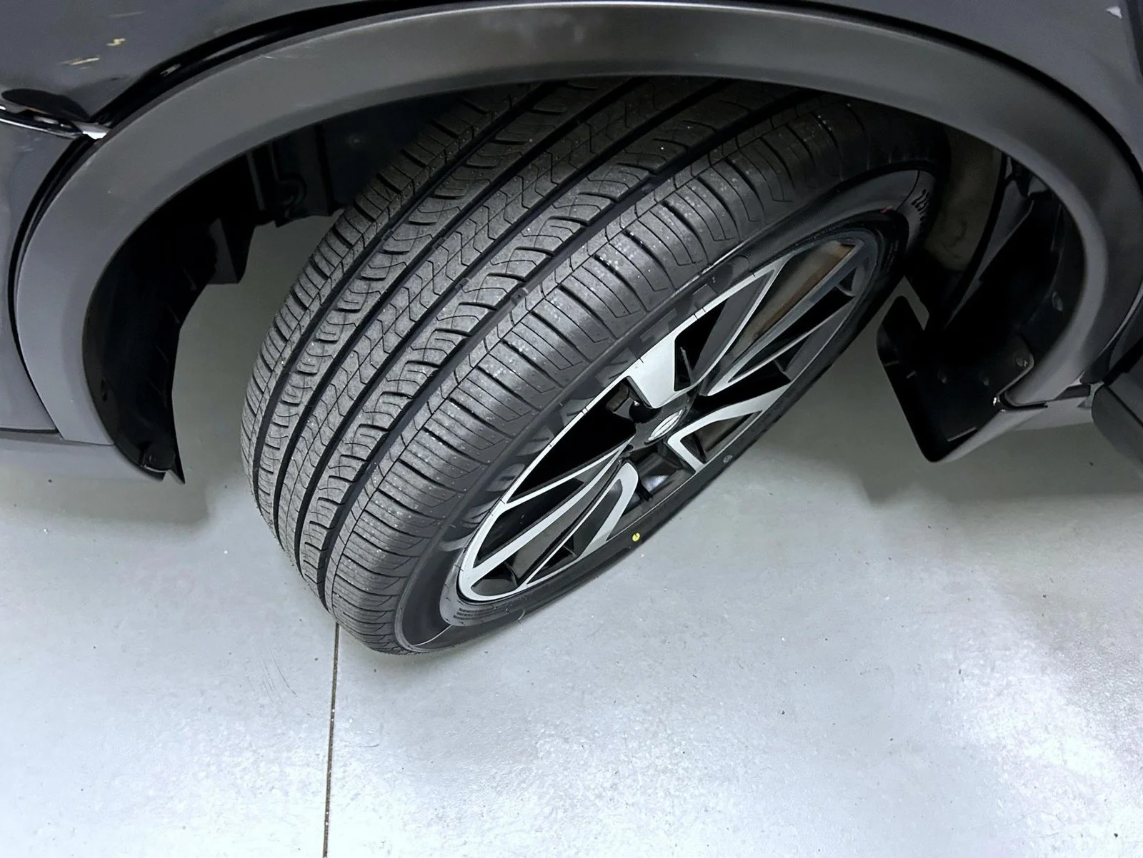 Used 2019 Black Nissan SL image 23