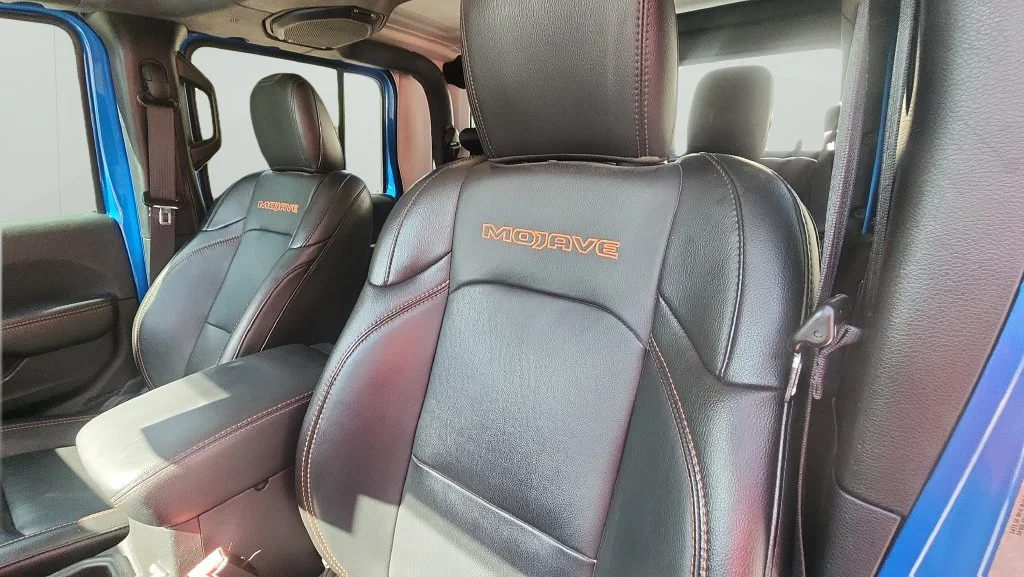 Used 2022 Blue Jeep Mojave image 17