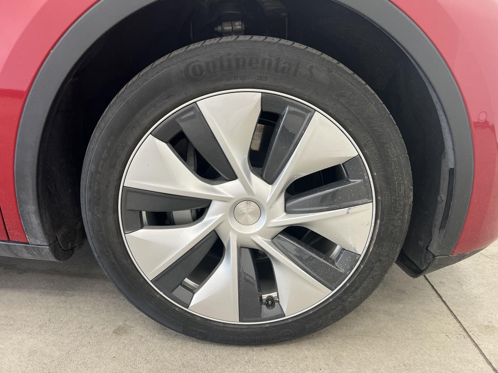 2020 Tesla Model Y Long Range - Photo 8
