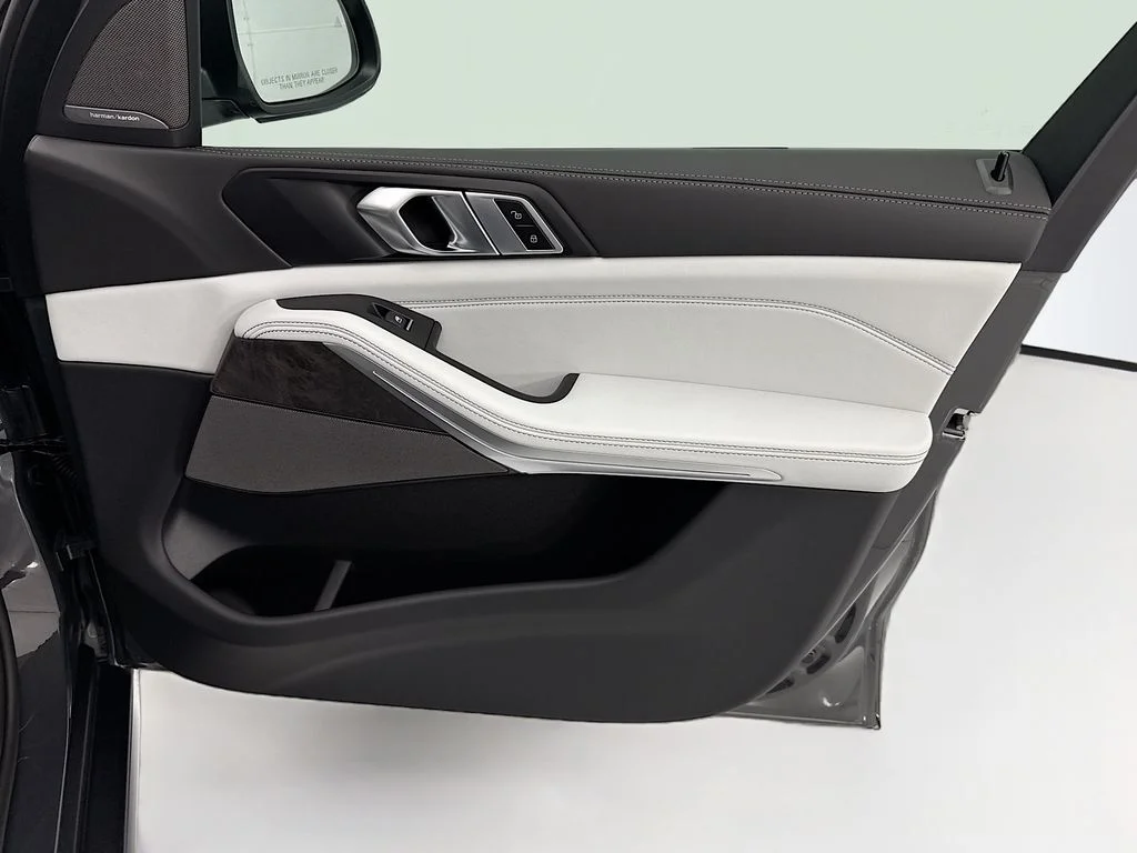 New 2026 Gray BMW sDrive40i image 24