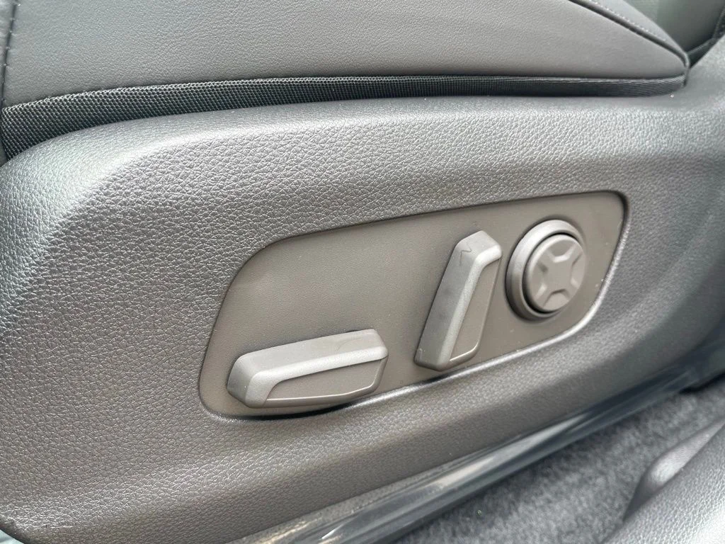 New 2026 Blue Kia EX image 26