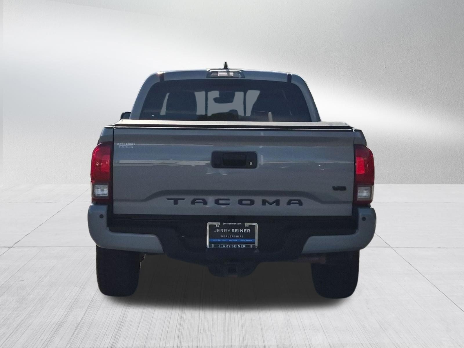 Used 2019 Cement Toyota TRD Off Road image 4