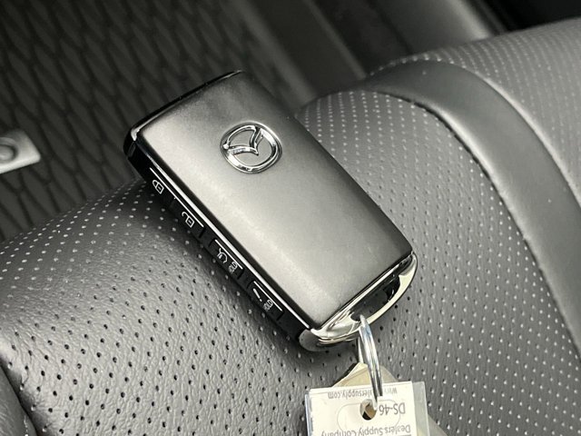 New 2026 Wind Chill Pearl Mazda 2.5 S Premium image 27