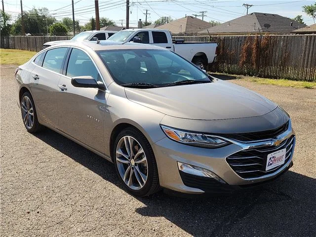 Used 2024 Sterling Gray Metallic Chevrolet 2LT image 5