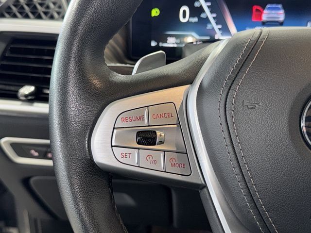 Used 2024 Skyscraper Grey Metallic BMW xDrive40i image 18