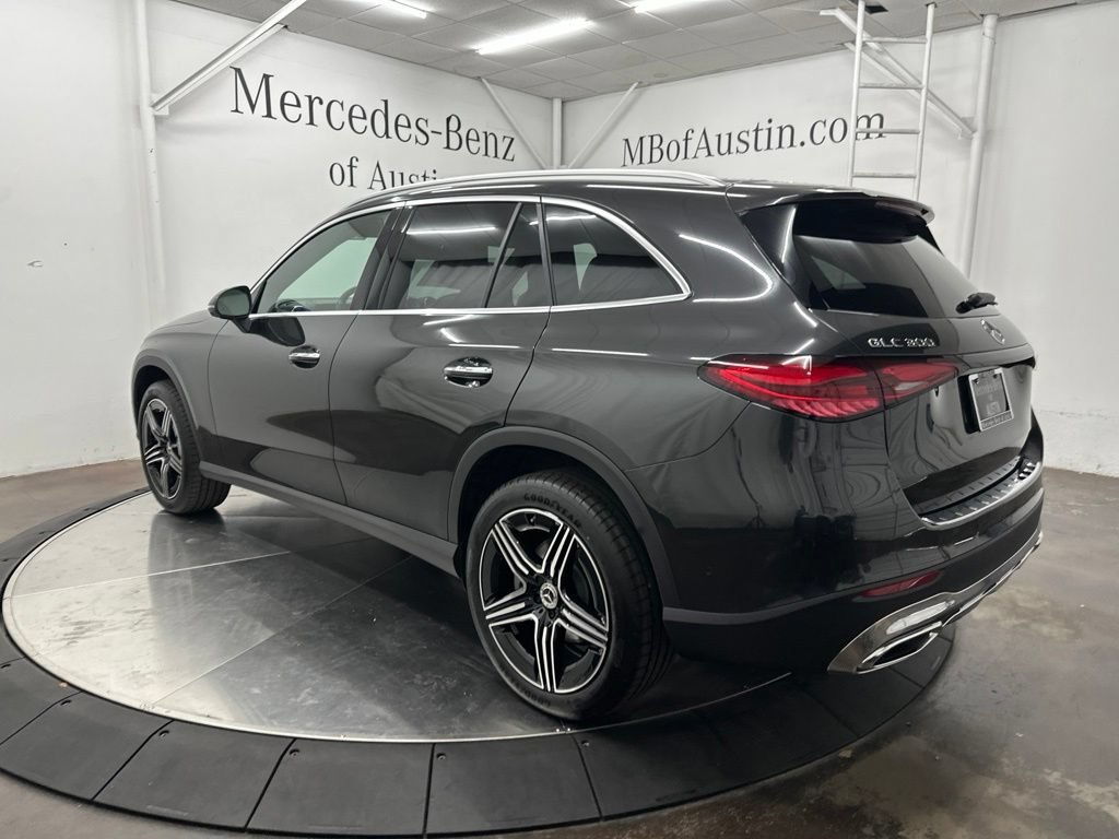 New 2027 Graphite Grey Metallic Mercedes-Benz GLC 300 image 34