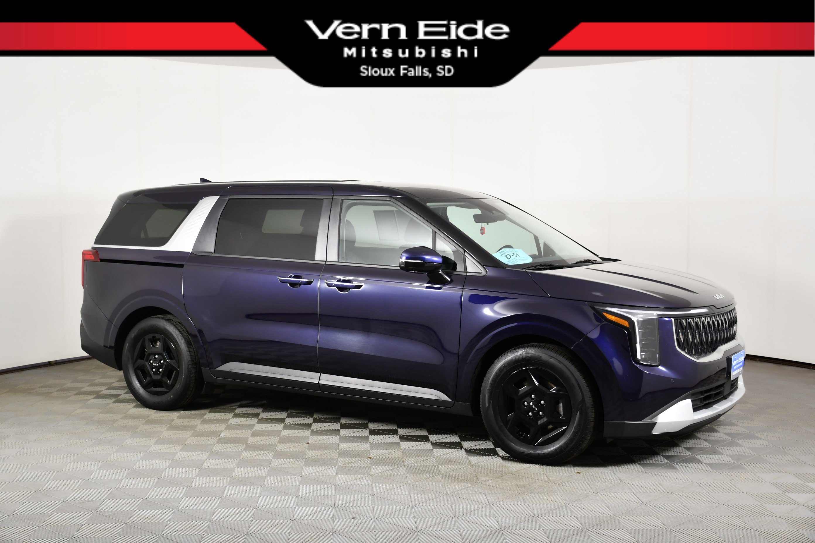 2025 Kia Sedona LXS's photo