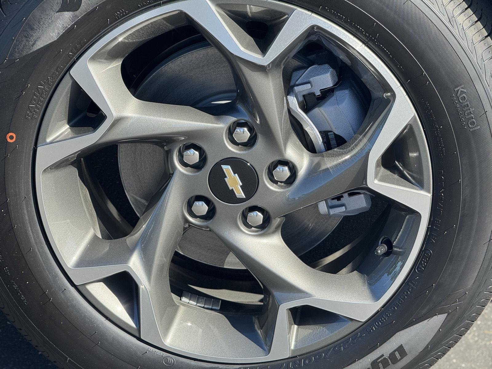 2026 Chevrolet Trax LT - Photo 8