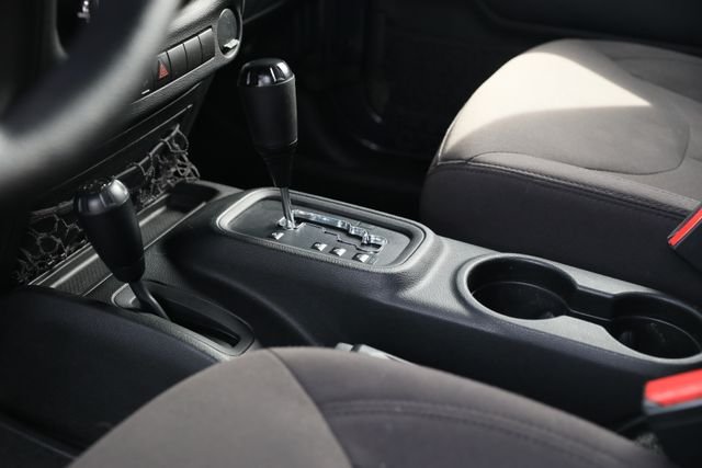 Used 2017 Gray Jeep Unlimited Sport image 13
