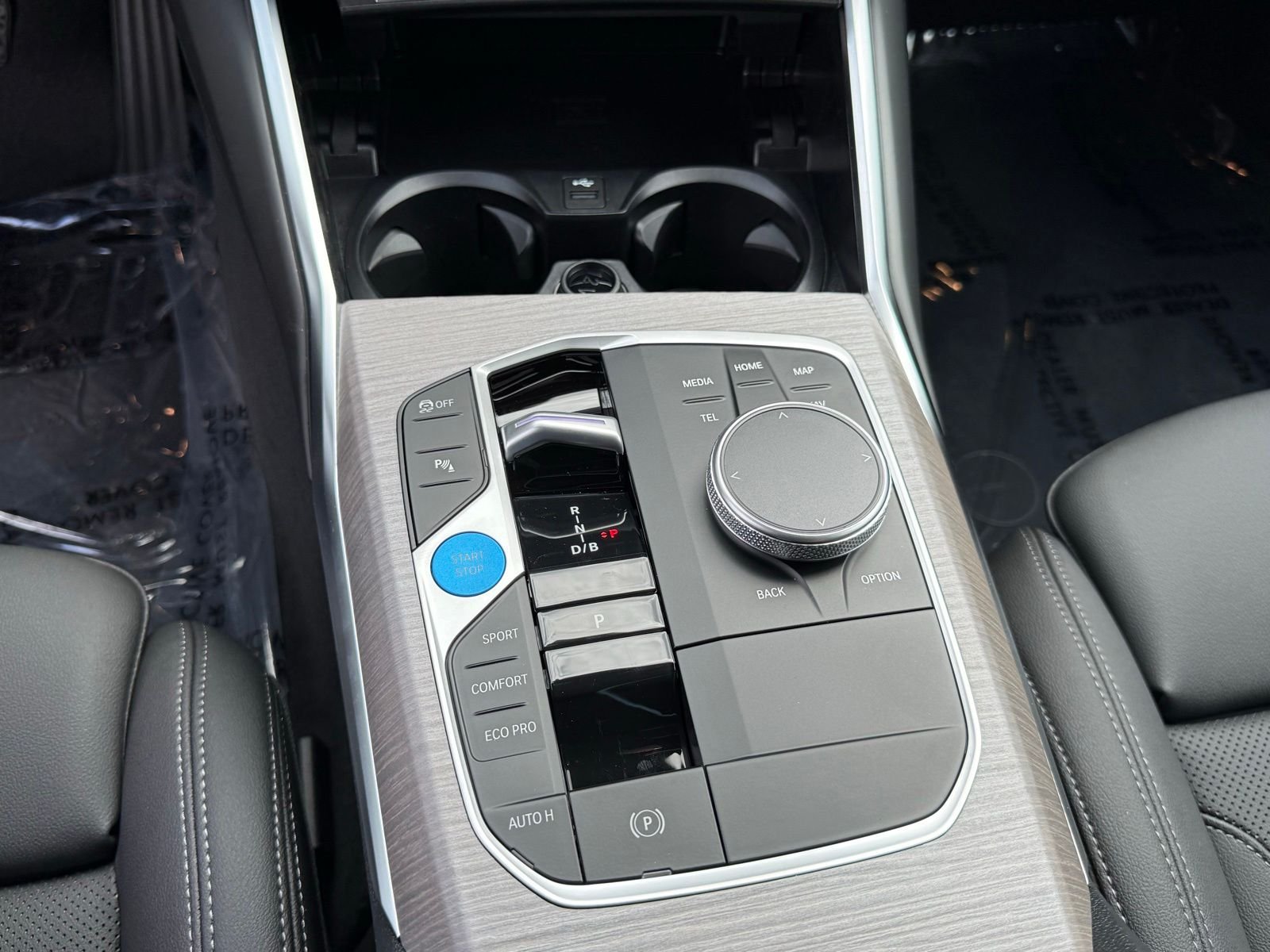 2026 BMW i4 40 - Photo 27