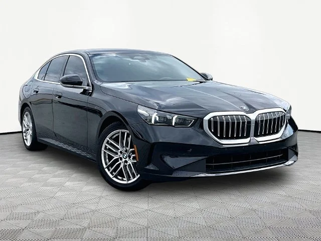 2025 BMW 5 Series 530i xDrive