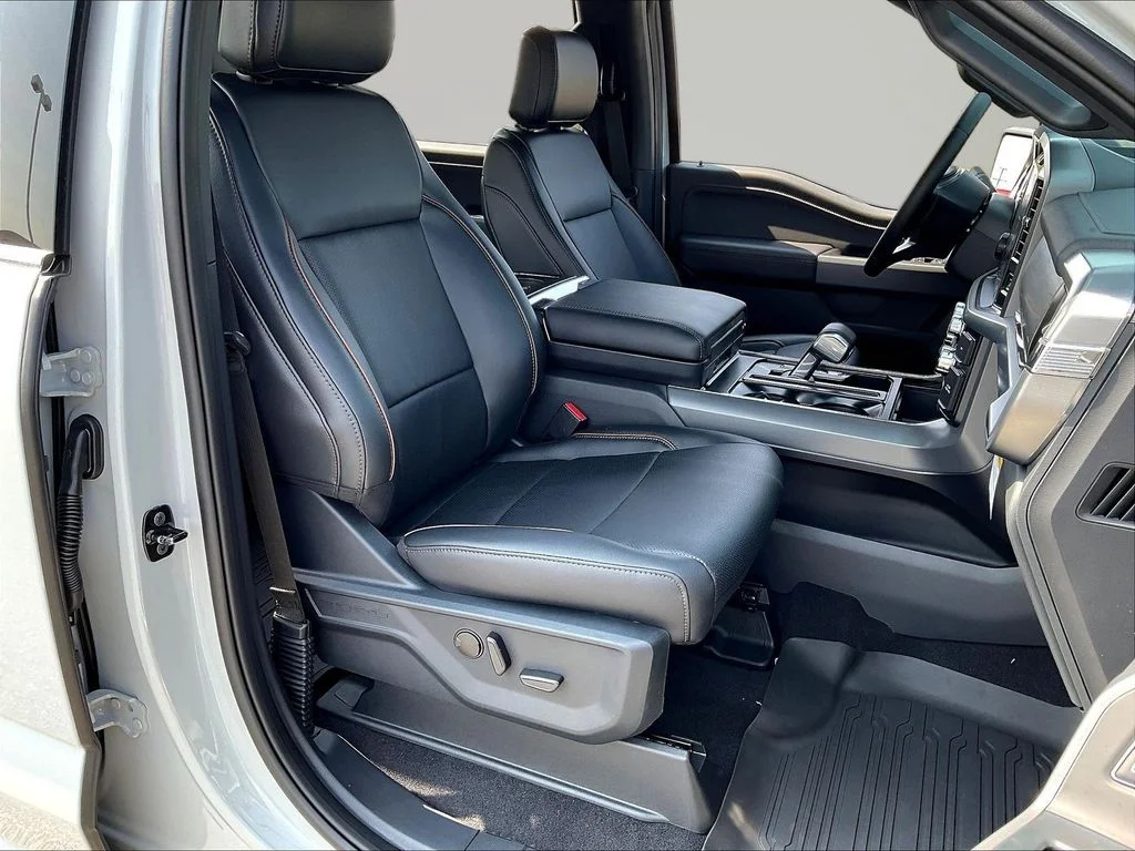 New 2026 Avalanche Ford Lariat® image 11