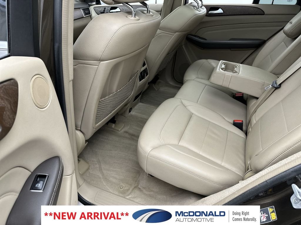 Used 2014 Brown Mercedes-Benz ML 350 image 23