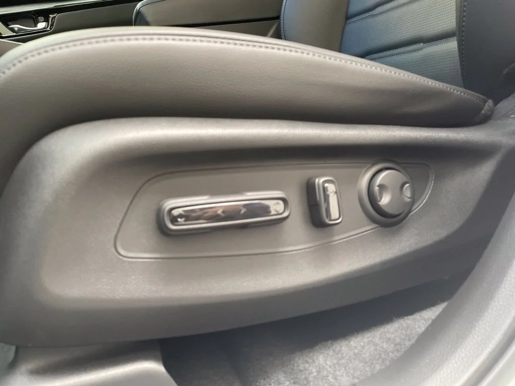 New 2027 Platinum White Pearl Honda EX-L AWD image 11