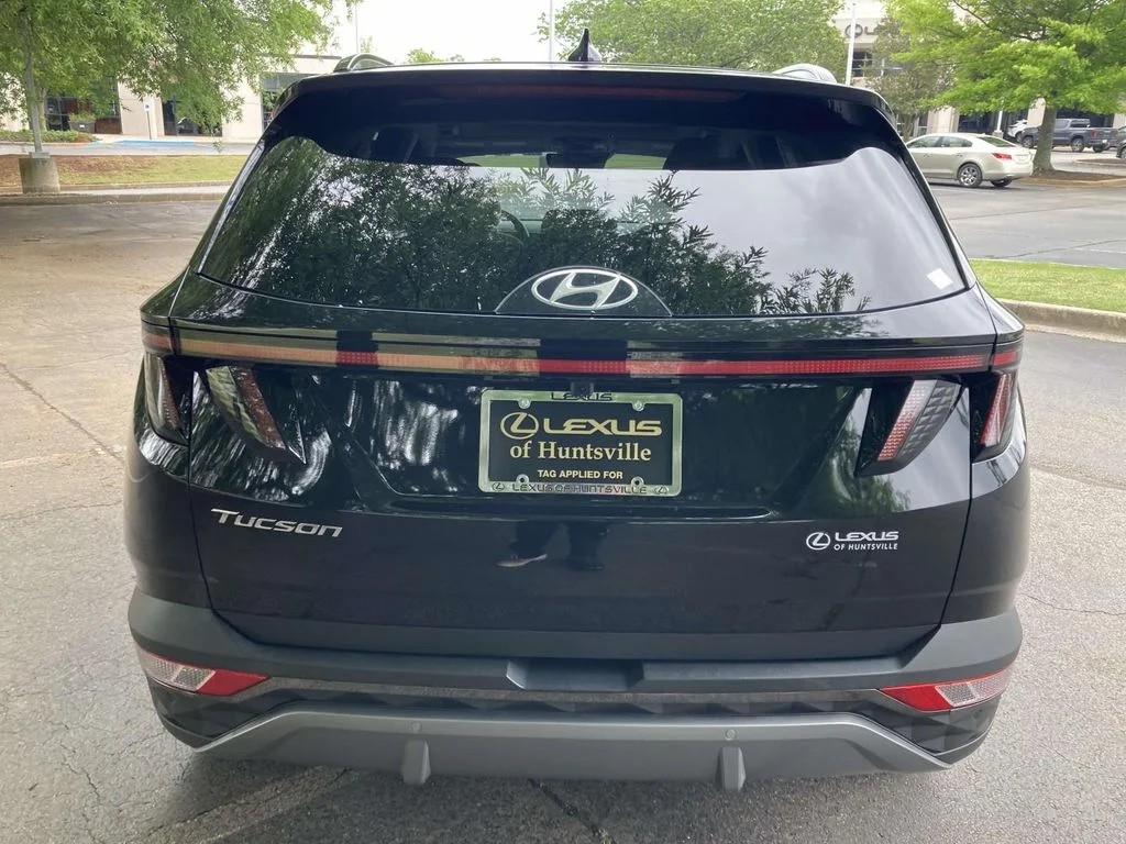 Used 2024 Black Hyundai Limited image 3