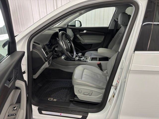 Used 2022 White Audi 45 S line Premium image 2