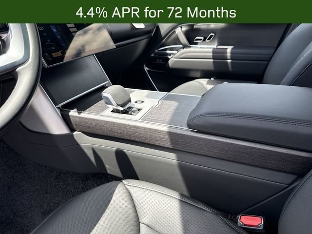 New 2026 Carpathian Grey LAND ROVER SE image 19
