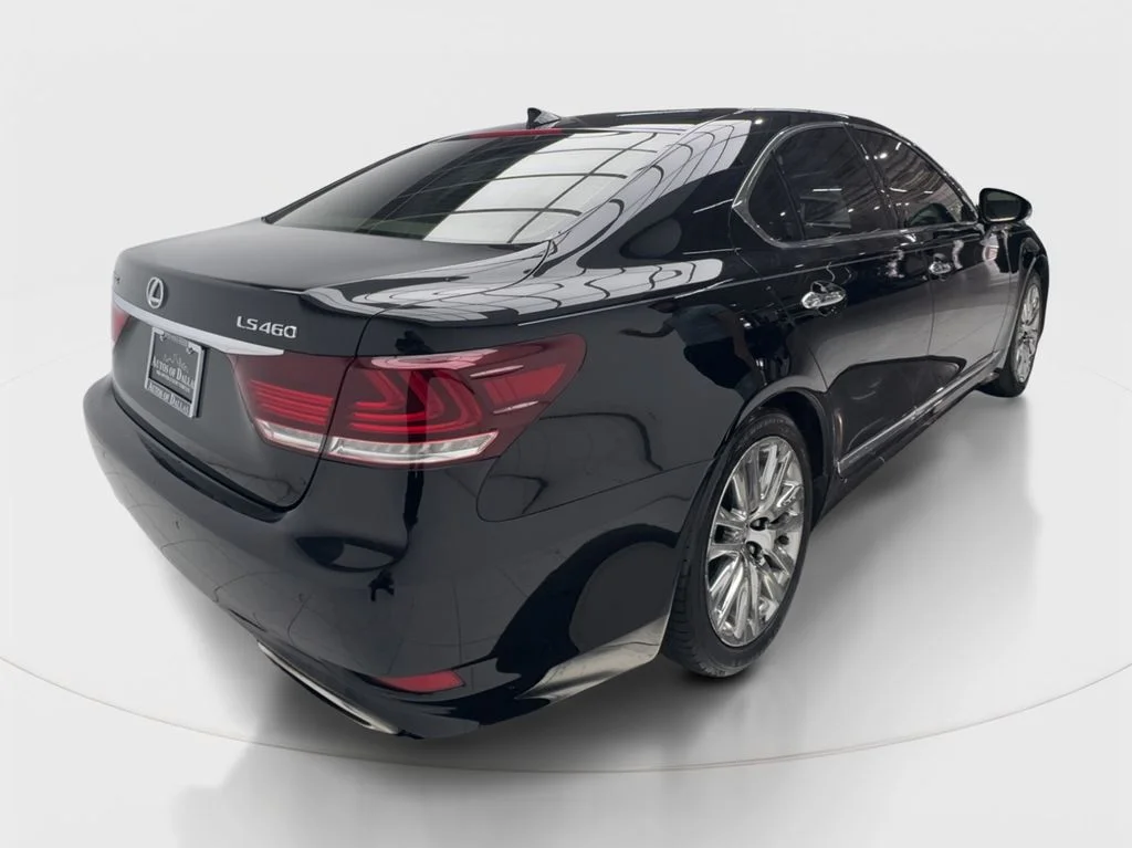 Used 2015 Black Lexus 460 image 7