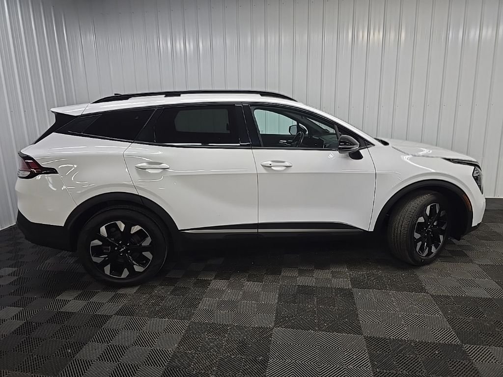 Used 2023 White Kia X-Line image 2