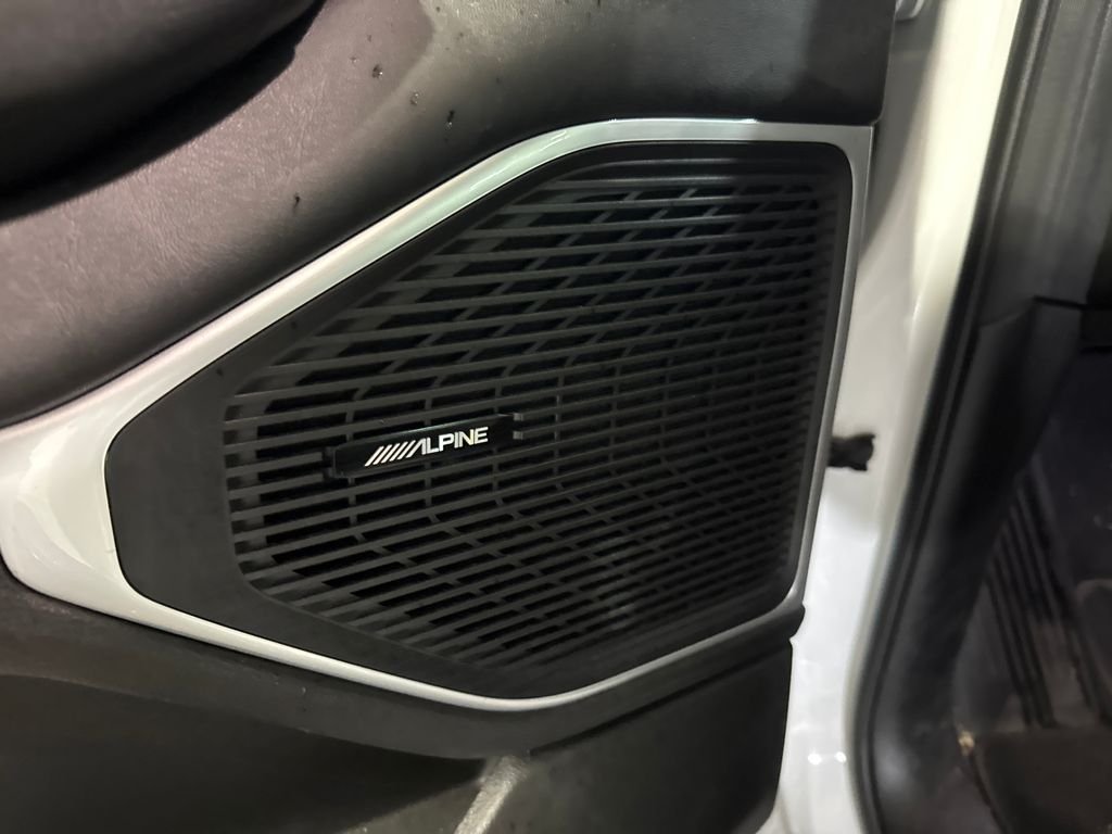 Used 2024 White Jeep Series II image 10
