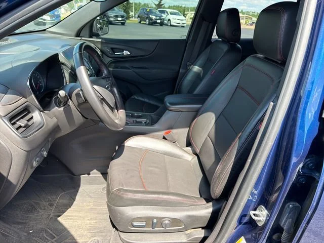 Used 2022 Blue Glow Metallic Chevrolet RS image 15
