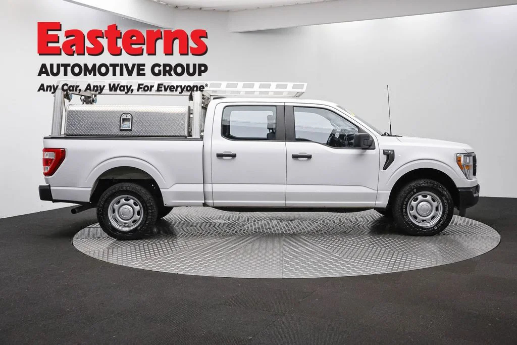 Used 2022 White Ford XL image 4