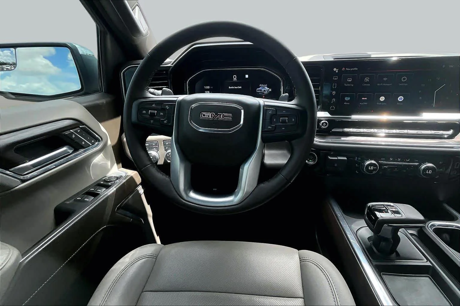 Used 2023 Sterling Metallic GMC SLT image 6