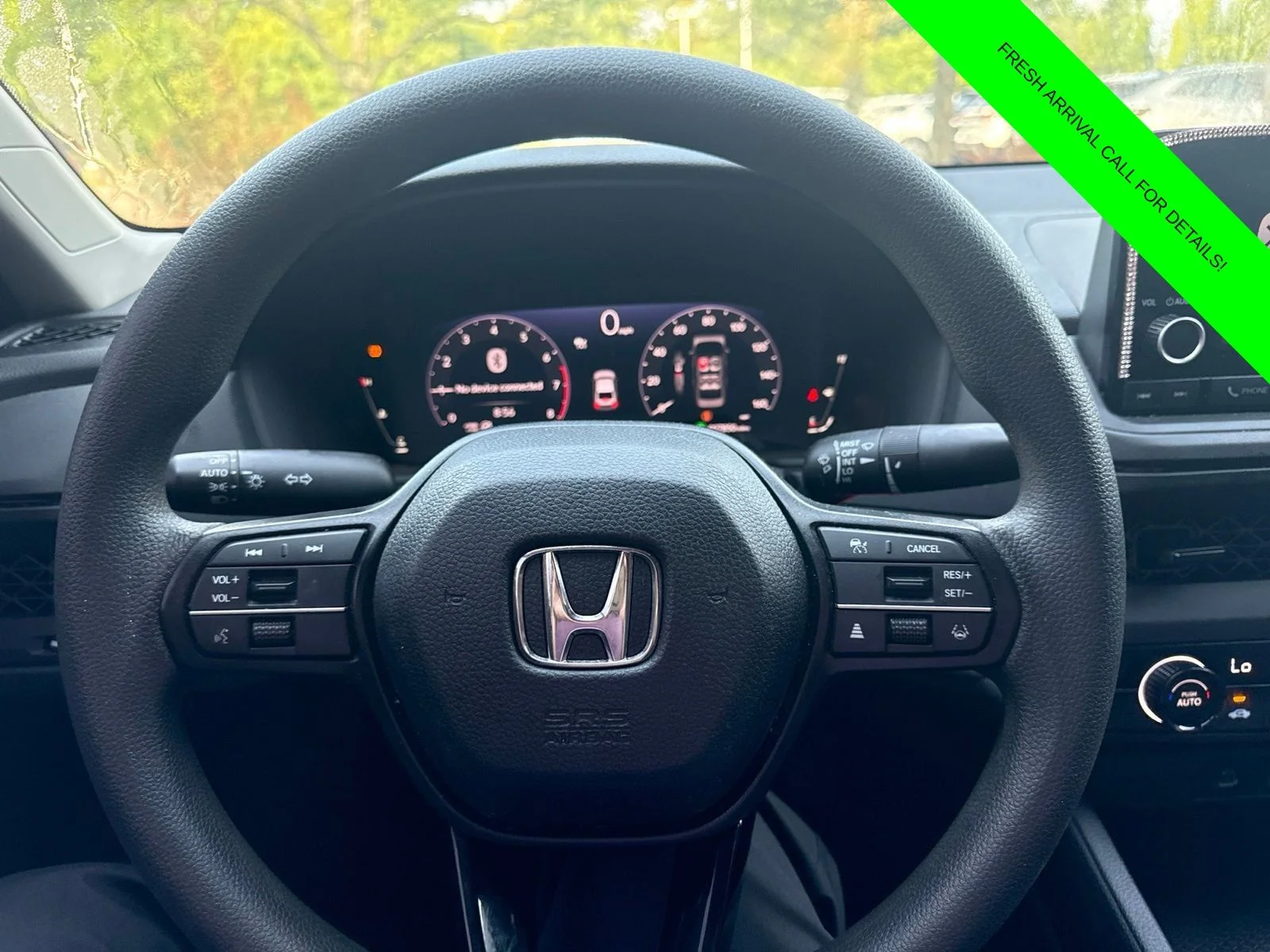 Used 2024 Platinum White Pearl Honda LX image 19